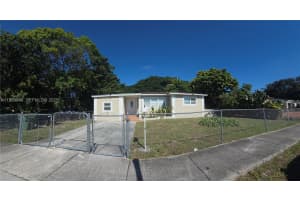 1085 Nw 133rd St North Miami, FL 33168 - MLS#A11929846