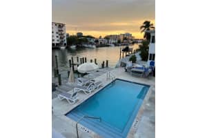 8035 Crespi Blvd 13 Miami Beach, FL 33141 - MLS#A11929877