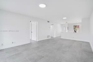 737 Nantucket Cir B Lake Worth, FL 33467 - MLS#A11929924