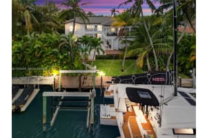 431 Layne Blvd Hallandale Beach, FL 33009 - MLS#A11929929