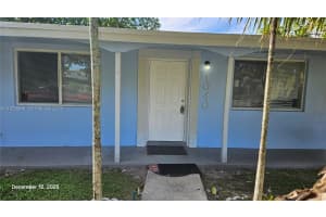 1040 N 70th Ave Hollywood, FL 33024 - MLS#A11929948