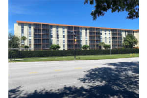 16851 Ne 23rd Ave A108 North Miami Beach, FL 33160 - MLS#A11929959