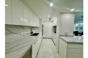 9801 Collins Ave 5u Bal Harbour, FL 33154 - MLS#A11929969