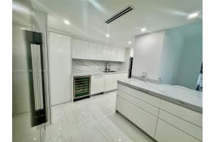 9801 Collins Ave 5u Bal Harbour, FL 33154 - MLS#A11929969