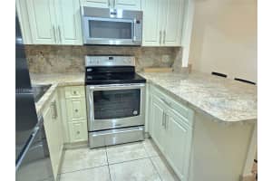 B, 8290 Lake Dr APT 541, Doral, FL 33166, Sold 01/13/26