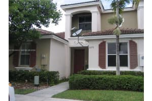 2271 Ne 42nd Cir Homestead, FL 33033 - MLS#A11930043