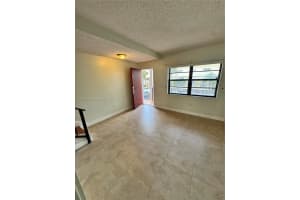 421 Swallow Dr APT 10, Miami Springs, FL 33166, - MLS#A11930072