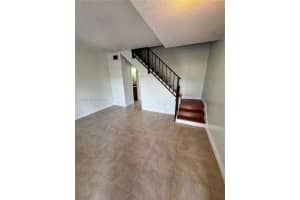 421 Swallow Dr APT 10, Miami Springs, FL 33166, - MLS#A11930072