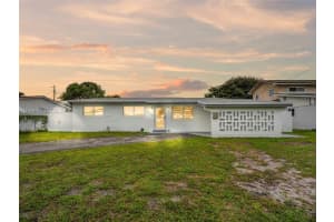 6440 Buchanan St, Hollywood