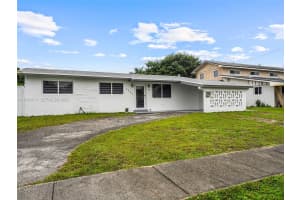 6440 Buchanan St Hollywood, FL 33024 - MLS#A11930111
