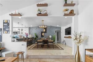 5546 S Lakewood Cir S C, Margate