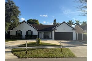 9530 Ashley Dr Miramar, FL 33025 - MLS#A11930130