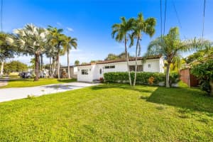 907 N Park Rd, Hollywood 907 N Park Rd, Hollywood