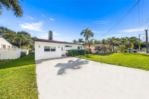 907 N Park Rd Hollywood, FL 33021 - MLS#A11930184
