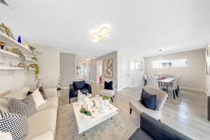 907 N Park Rd Hollywood, FL 33021 - MLS#A11930184