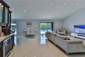 20550 NE 8th Ct, Miami, FL 33179, - MLS#A11930226