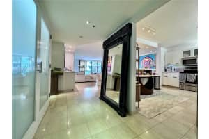 8877 Collins Ave APT 402, Surfside, FL 33154, - MLS#A11930229