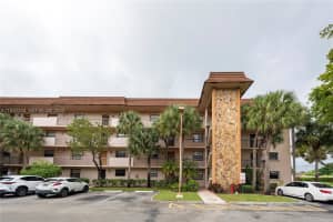 4940 E Sabal Palm Blvd 414, Tamarac