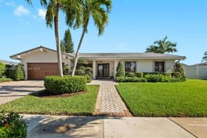 410 Sailboat Cir 410 Weston, FL 33326 - MLS#A11930248