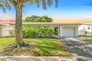 1331 Campanelli Dr, Plantation