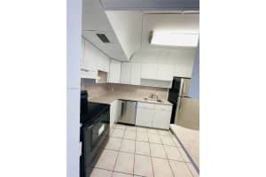 4848 Nw 24th Ct 318 Lauderdale Lakes, FL 33313 - MLS#A11930294