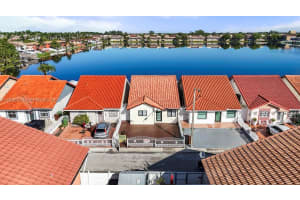 2737 W 55th Pl Hialeah, FL 33016 - MLS#A11930330