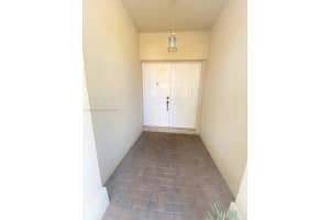 6834 Nw 107th Pl Doral, FL 33178 - MLS#A11930348