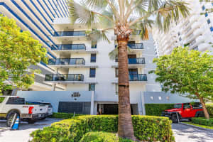 5845 Collins Ave APT 201, Miami Beach, FL 33140, - MLS#A11930353