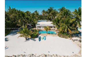 75433 Overseas Hwy, Islamorada