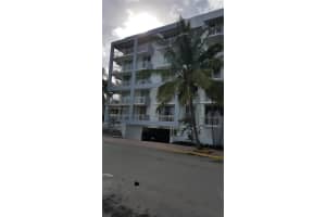 7832 Collins Ave 403 Miami Beach, FL 33141 - MLS#A11930363