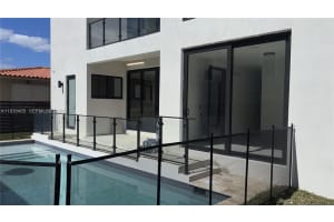 2484 SW 18th St, Miami, FL 33145, - MLS#A11930405