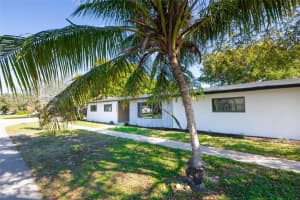 1655 N 50th Ave Hollywood, FL 33021 - MLS#A11930410