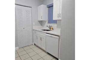 646 NW 114th Ave APT 201, Miami, FL 33172, - MLS#A11930412