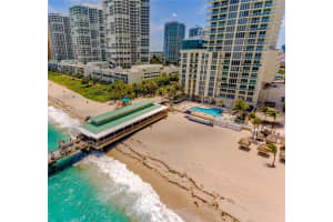 16699 Collins Ave 2407 Sunny Isles Beach, FL 33160 - MLS#A11930422