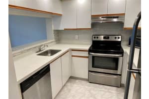 12850 Sw 4th Ct 413i, Pembroke Pines