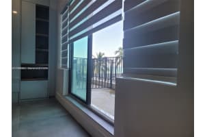 6345 Collins Ave 442 Miami Beach, FL 33141 - MLS#A11930468