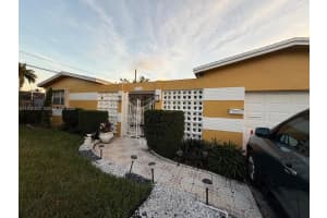 7712 Dilido Blvd Miramar, FL 33023 - MLS#A11930482