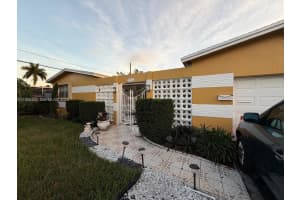 7712 Dilido Blvd Miramar, FL 33023 - MLS#A11930482