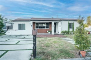 2403 Rodman St Hollywood, FL 33020 - MLS#A11930504