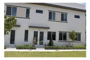 10445 Nw 66th St 10445 Doral, FL 33178 - MLS#A11930509