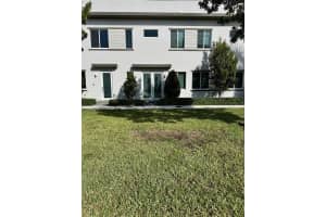 10445 Nw 66th St 10445 Doral, FL 33178 - MLS#A11930509