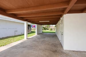 2501 Nw 21st St Fort Lauderdale, FL 33311 - MLS#A11930541