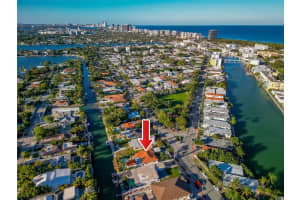 7770 Hawthorne Ave, Miami Beach