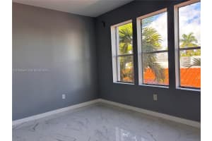 1027 Pennsylvania Ave 302 Miami Beach, FL 33139 - MLS#A11930559