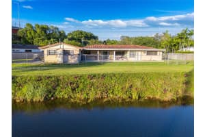 9380 Sw 83rd St Miami, FL 33173 - MLS#A11930583