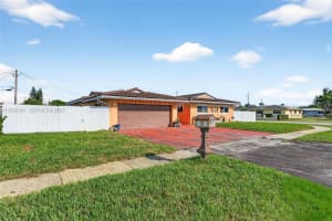 2901 Nw 185th St Miami Gardens, FL 33056 - MLS#A11930601