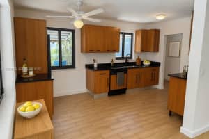 630 Nw 14th Way Fort Lauderdale, FL 33311 - MLS#A11930625