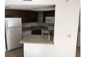 8255 Lake Dr 206 Doral, FL 33166 - MLS#A11930688