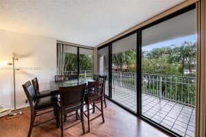 2000 Towerside Ter 412, Miami