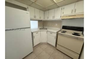 4550 NW 9th St APT 411E, Miami, FL 33126, - MLS#A11930730